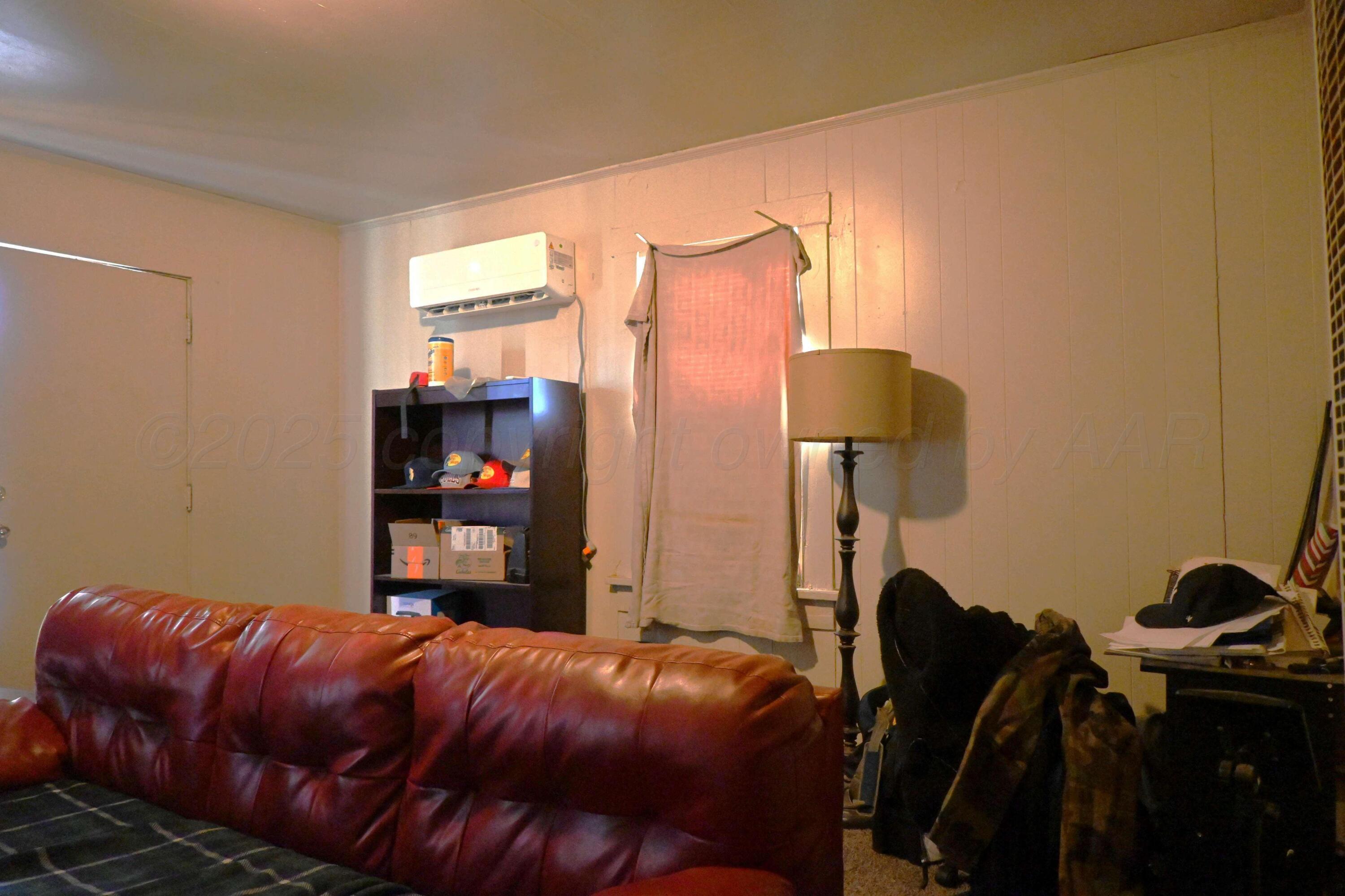 3702 South Polk Street Amarillo, TX 79110 - Photo 18 of 19 living Room 4 3702 B