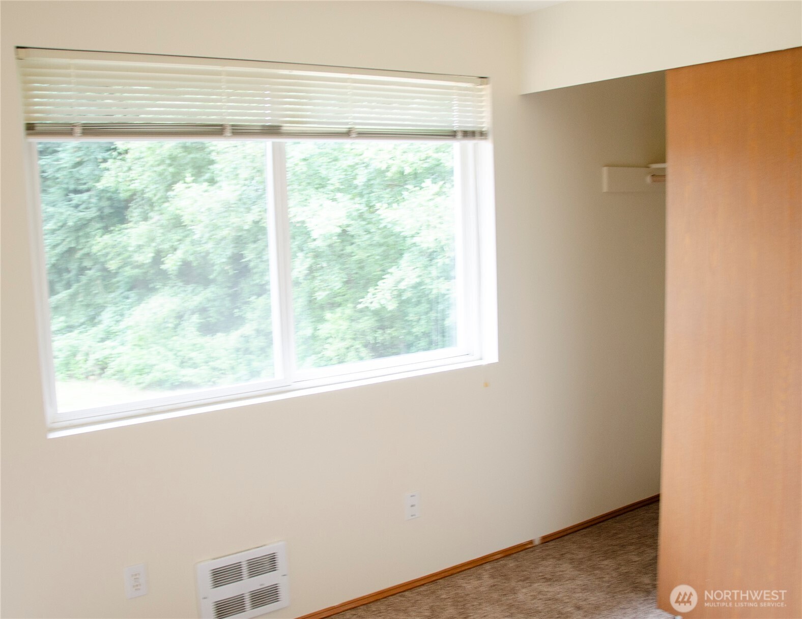 6305 Bob Galbreath Road Clinton, WA 98236 - Photo 13 of 21