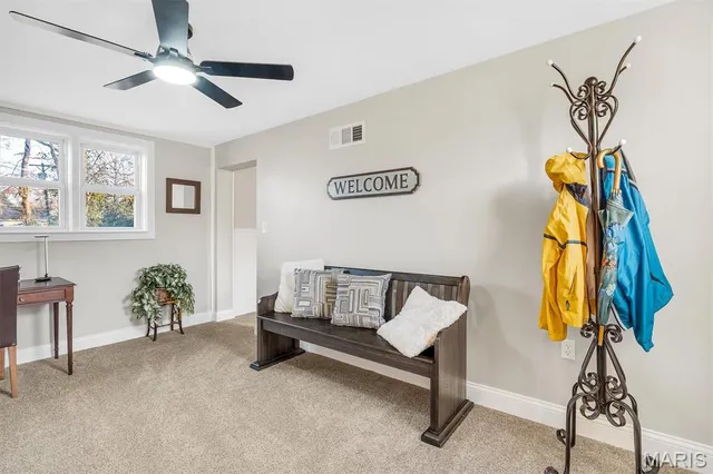 $189,900 | 2420 East Milton Avenue, Unit R, Overland, MO 63114