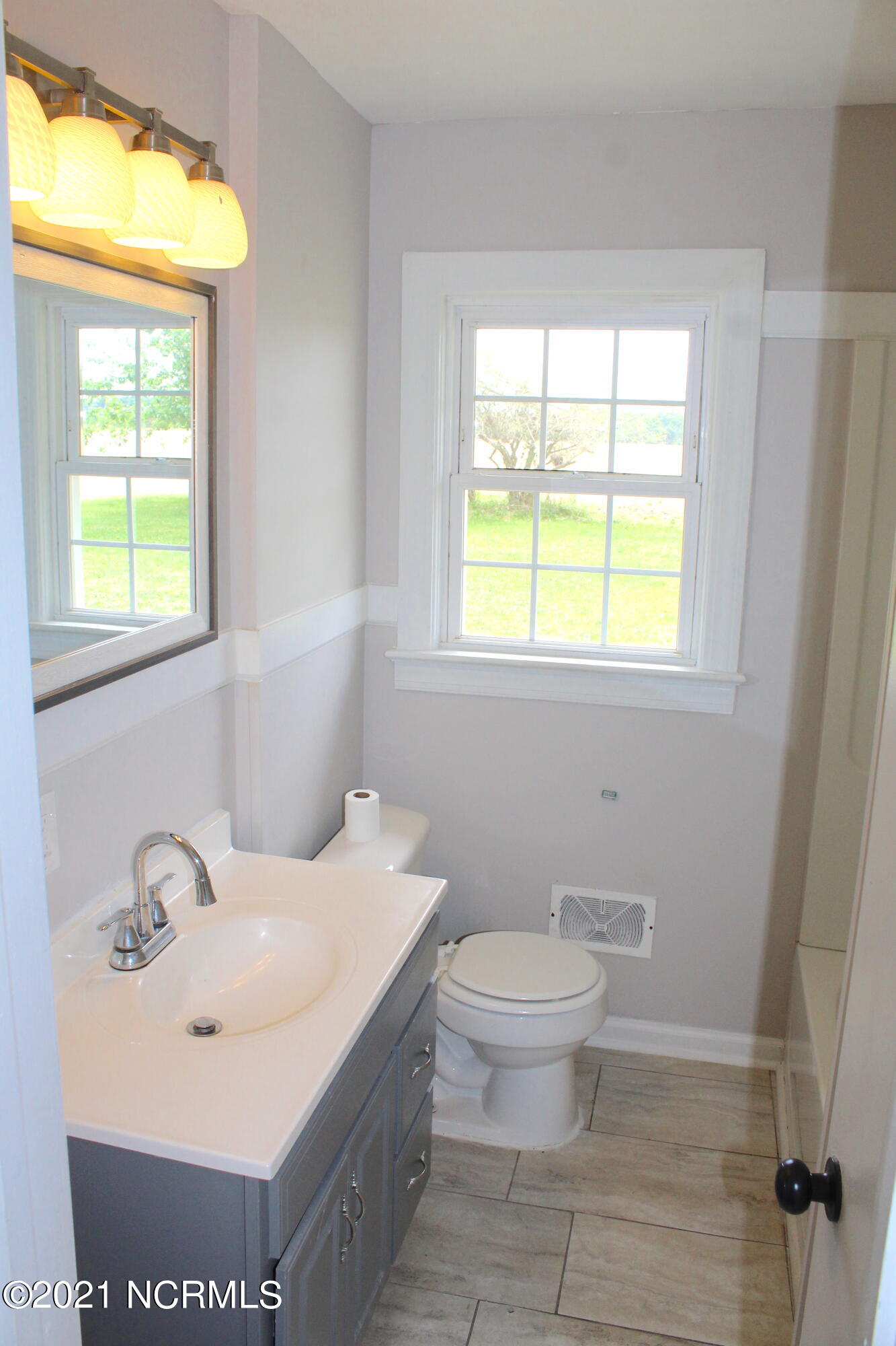 2301 Meadowbrook Road Rocky Mount, NC 27801 - Photo 17 of 39 17 BATHROOM