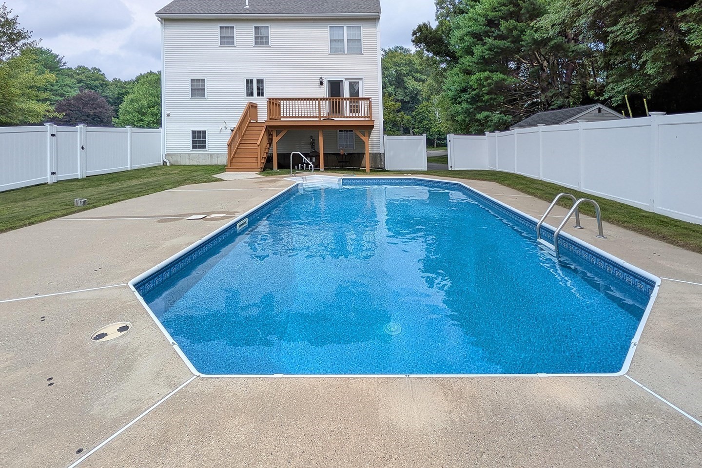 3 Etta Road Billerica, MA 01821 - Photo 10 of 40 Gallery Image 10