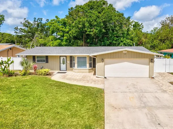 $420,000 | 1390 South Hillcrest Avenue, Clearwater, FL 33756