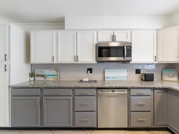 $420,000 | 1390 South Hillcrest Avenue, Clearwater, FL 33756