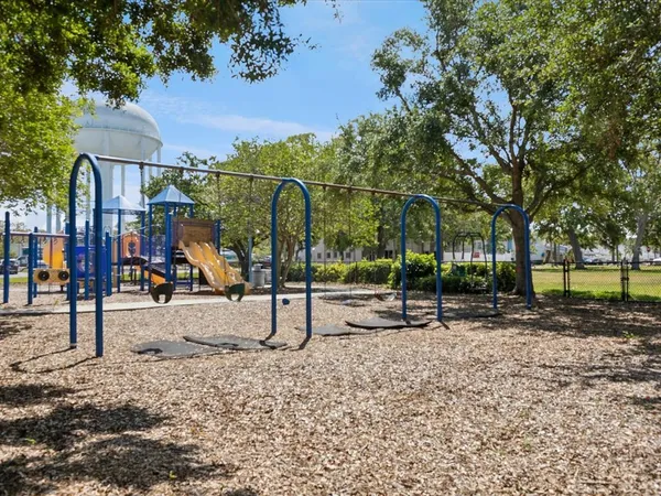 $420,000 | 1390 South Hillcrest Avenue, Clearwater, FL 33756