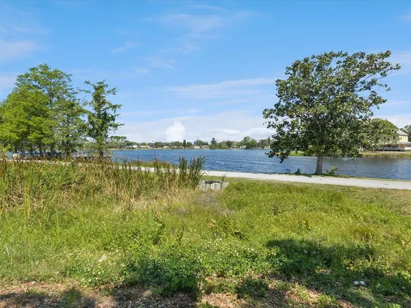 $420,000 | 1390 South Hillcrest Avenue, Clearwater, FL 33756