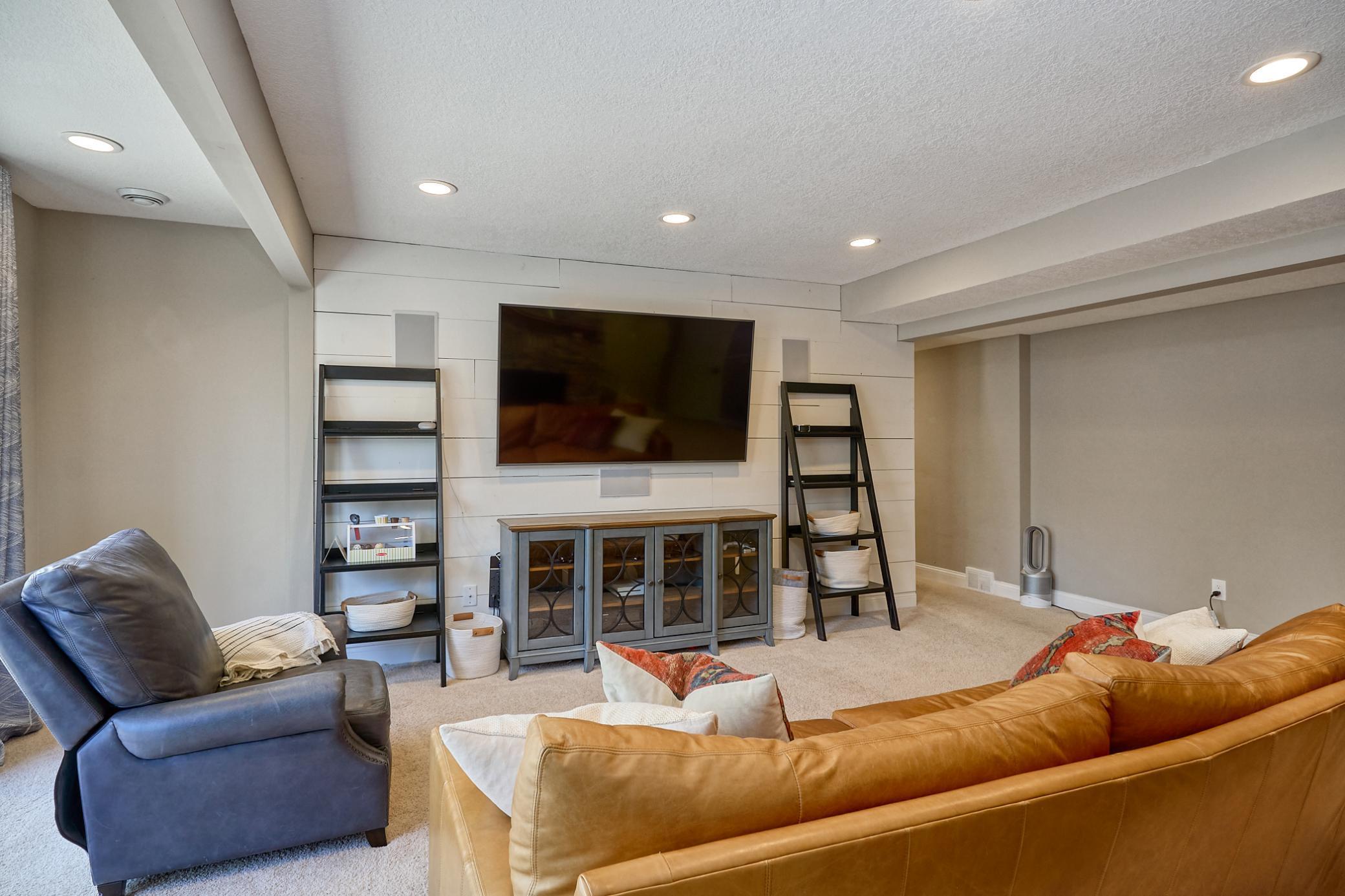 1832 Essex Road Hopkins, MN 55305 - Photo 31 of 38