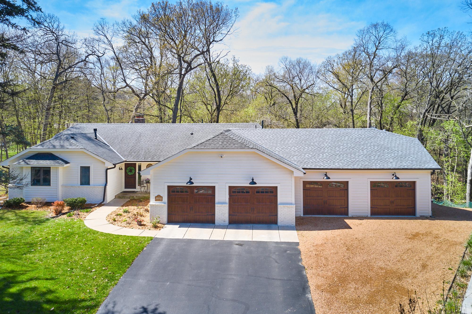 1832 Essex Road Hopkins, MN 55305 - Photo 6 of 38