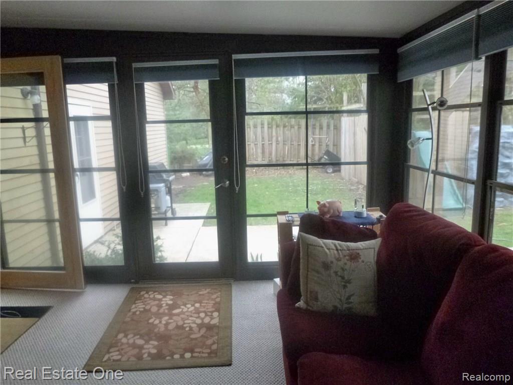 4345 Old Mill Road Pinckney, MI 48169 - Photo 19 of 39 3 season room-used as family room