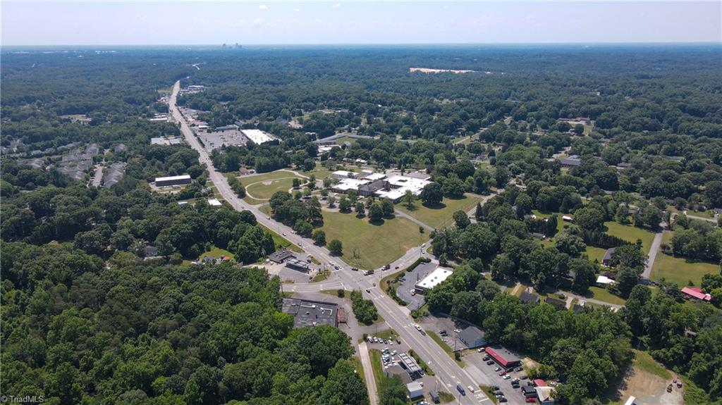4901 Reynolda Road, Unit ET AL Winston-Salem, NC 27106 - Photo 13 of 35