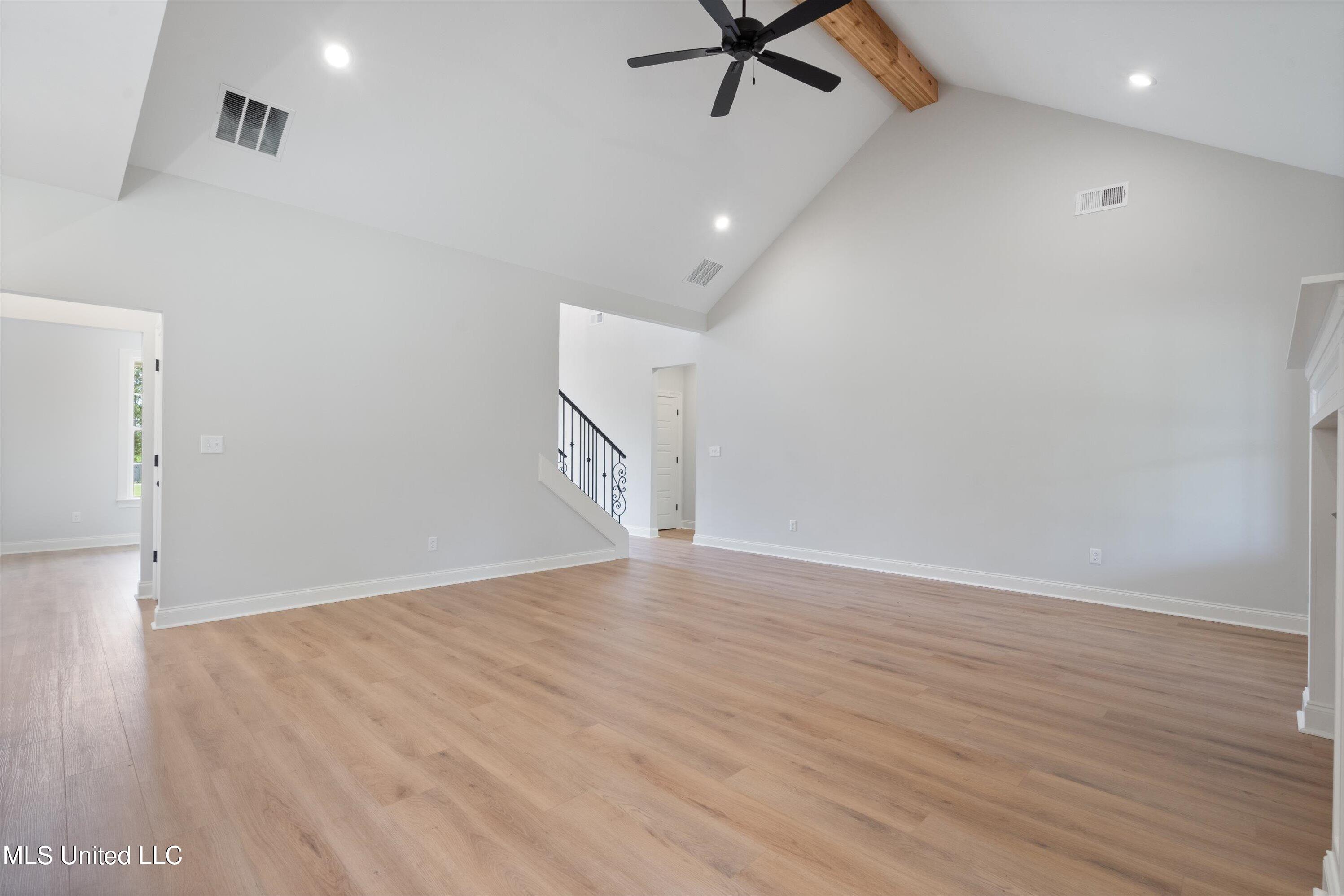 14218 Hidden Loop Byhalia, MS 38611 - Photo 12 of 45 10-DSC1074