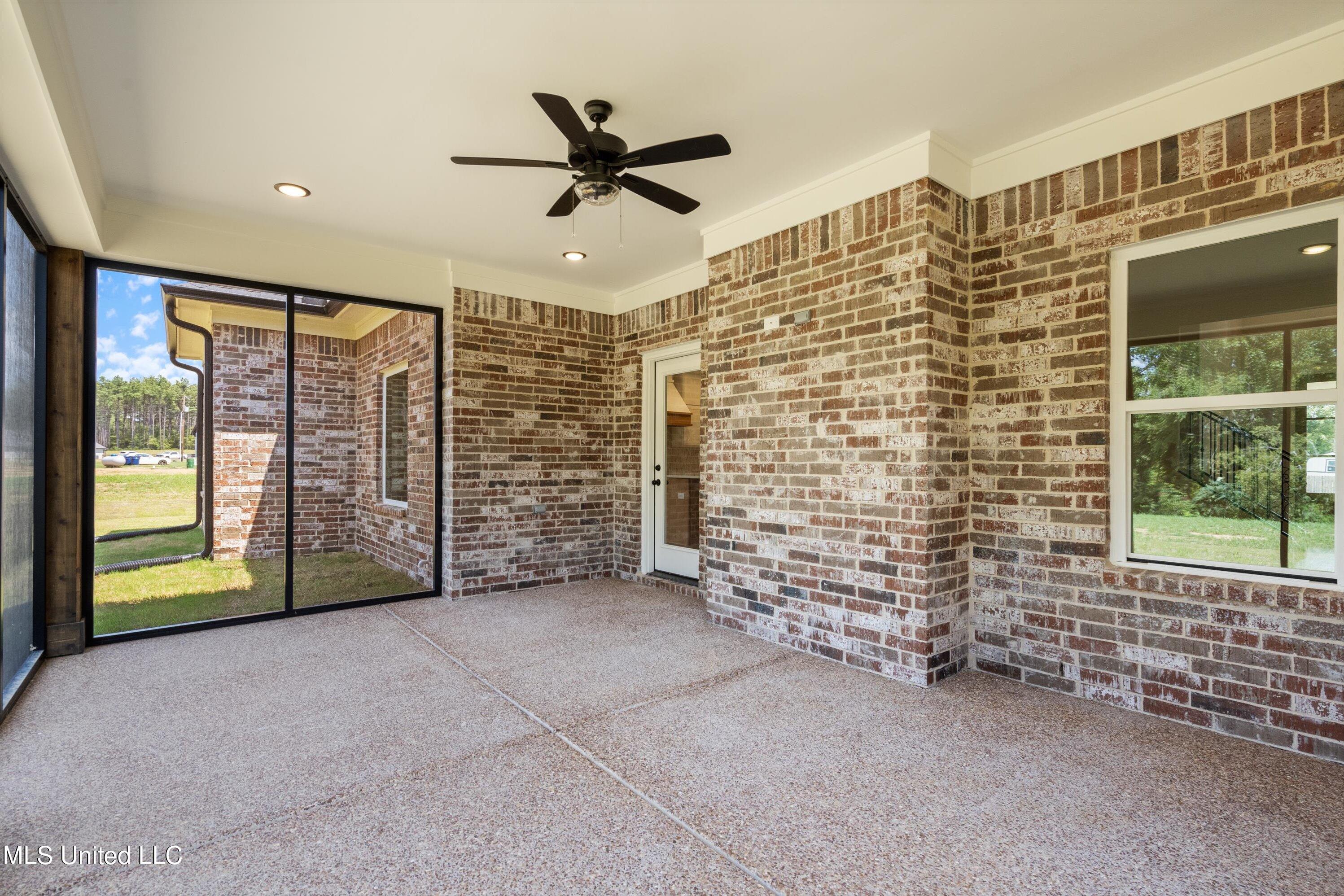 14218 Hidden Loop Byhalia, MS 38611 - Photo 41 of 45 41-DSC1278