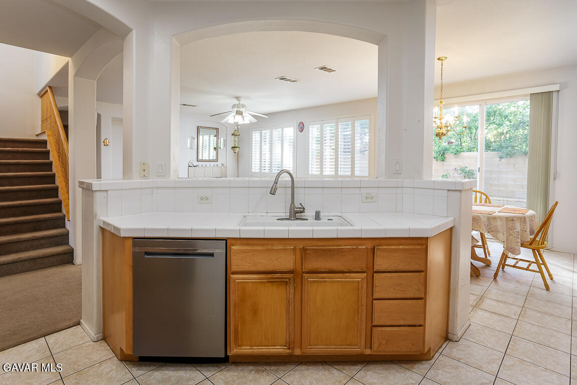 40339 Preston Road Palmdale, CA 93551 - Photo 10 of 39 40339Preston_Gavar-9