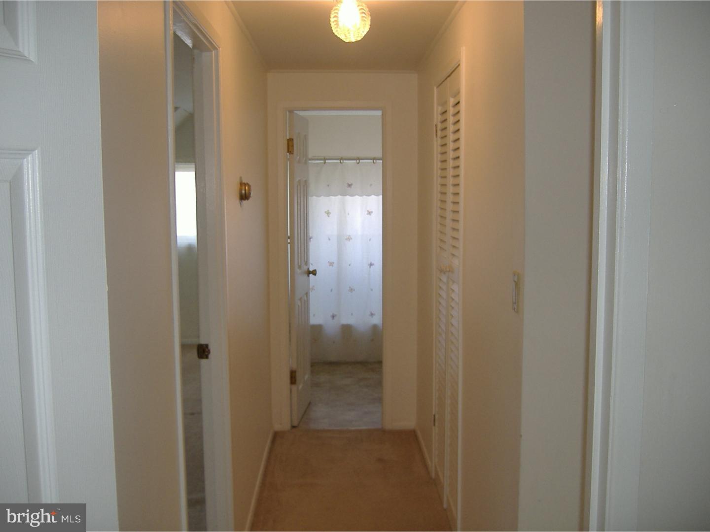 19 Downhill Road Levittown, PA 19056 - Photo 11 of 19 Gallery Image 11