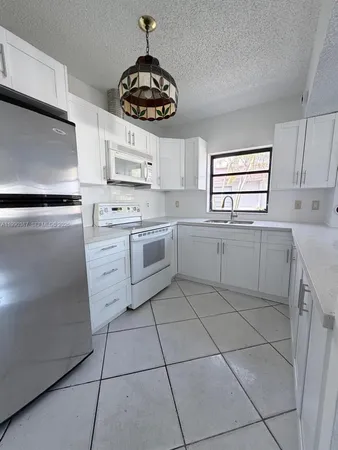 $2,700 | 450 Northwest 43rd Place, Unit FRONT, Miami, FL 33126