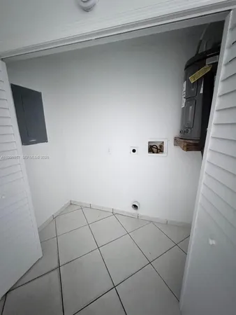 $2,700 | 450 Northwest 43rd Place, Unit FRONT, Miami, FL 33126