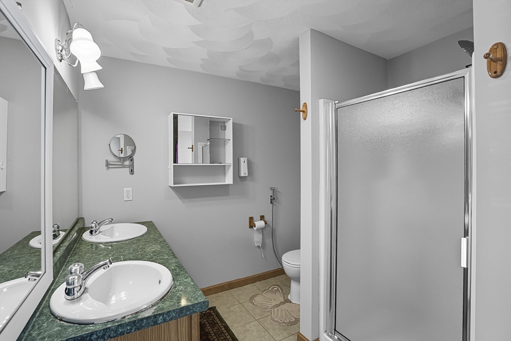 37 Mohave Road Worcester, MA 01606 - Photo 25 of 42