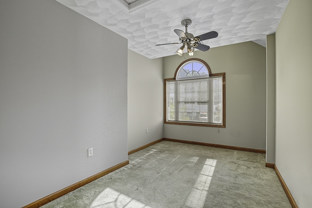 37 Mohave Road Worcester, MA 01606 - Photo 32 of 42