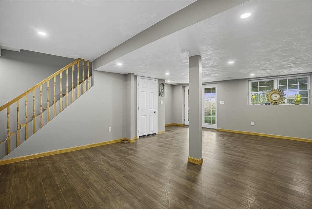 37 Mohave Road Worcester, MA 01606 - Photo 36 of 42