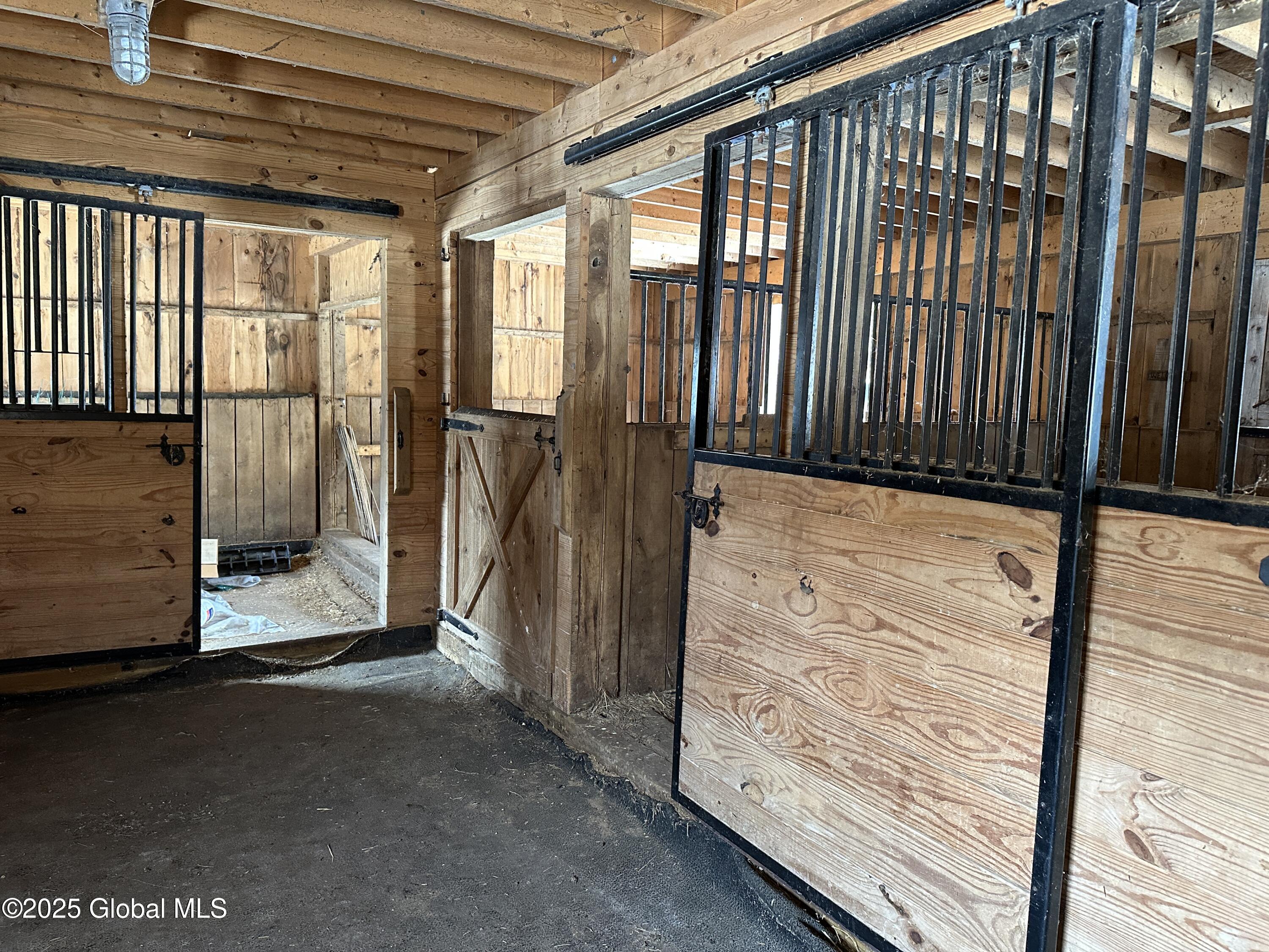 484 Breed Hill Road Crown Point, NY 12928 - Photo 14 of 27 Stalls