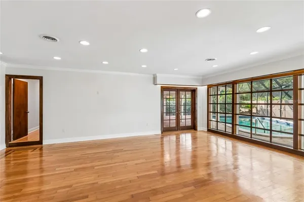 $8,700 | 99 Ladoga Avenue, Tampa, FL 33606