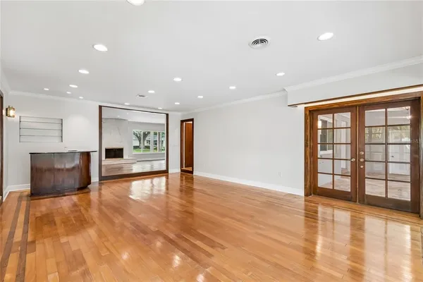 $8,700 | 99 Ladoga Avenue, Tampa, FL 33606