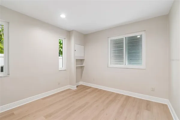 $8,700 | 99 Ladoga Avenue, Tampa, FL 33606