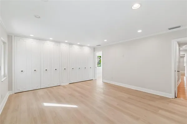 $8,700 | 99 Ladoga Avenue, Tampa, FL 33606