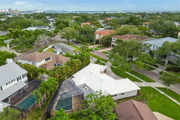 $8,700 | 99 Ladoga Avenue, Tampa, FL 33606