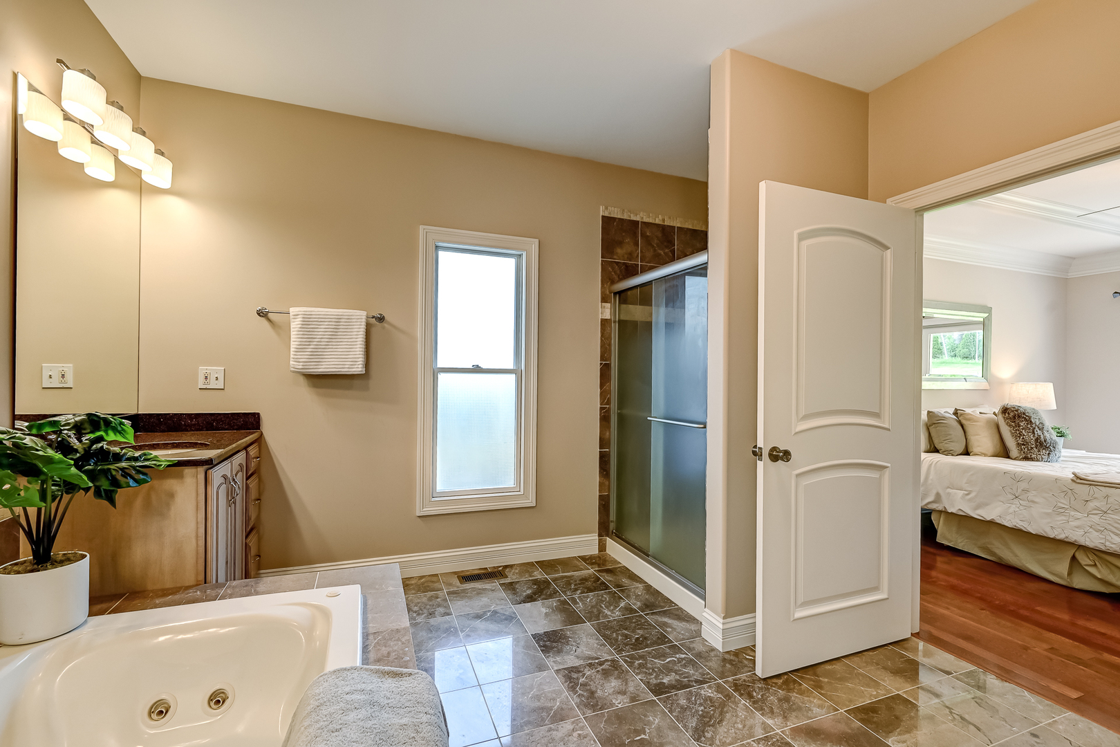 8827 Palisades Road Burr Ridge, IL 60527 - Photo 22 of 35 Gallery Image 22