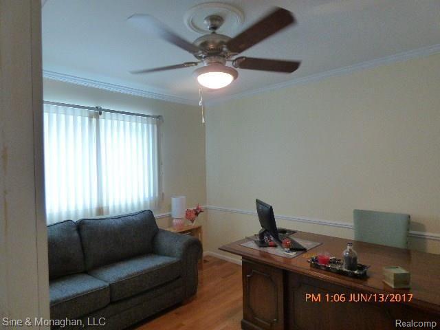 151 Milton Road, Unit 4 Algonac, MI 48001 - Photo 15 of 33 P1000897.JPG