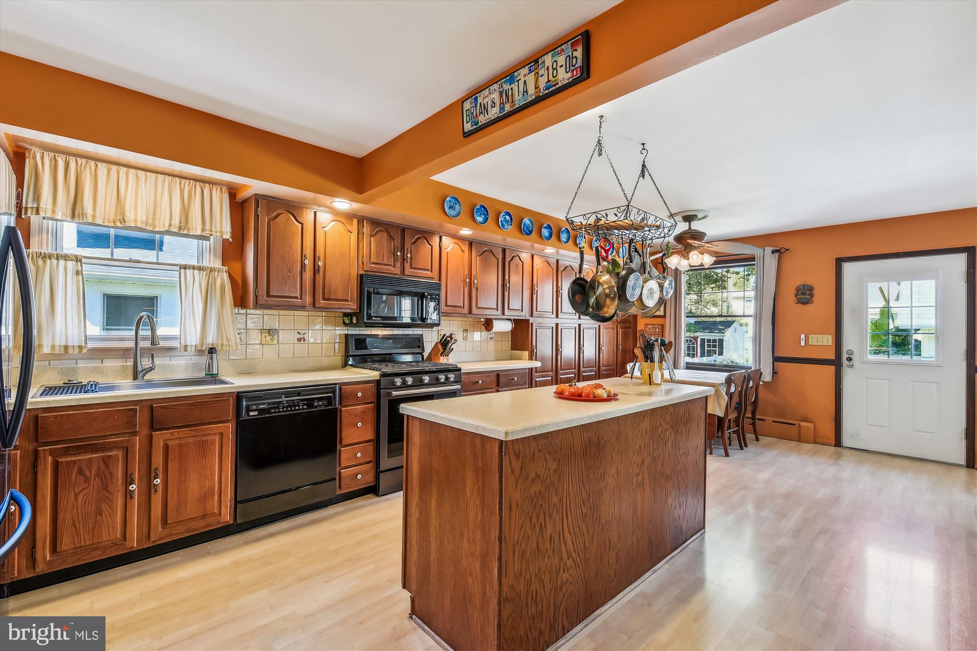 502 Forest View Road Linthicum Heights, MD 21090 - Photo 31 of 73 Kitchen