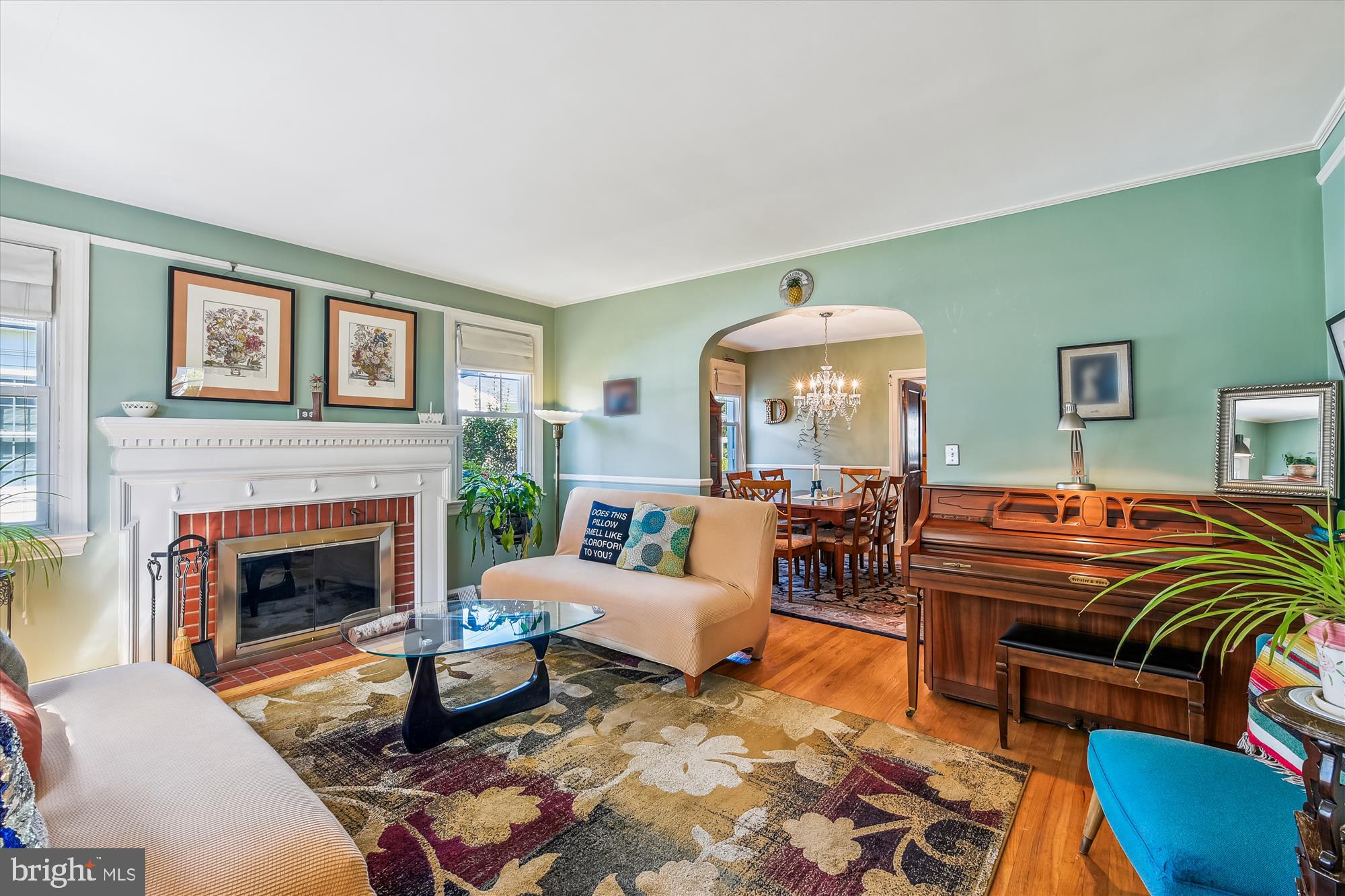 502 Forest View Road Linthicum Heights, MD 21090 - Photo 46 of 73 Living Room