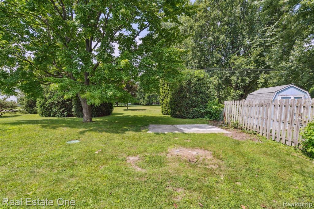 22750 Wick Road Taylor, MI 48180 - Photo 24 of 26