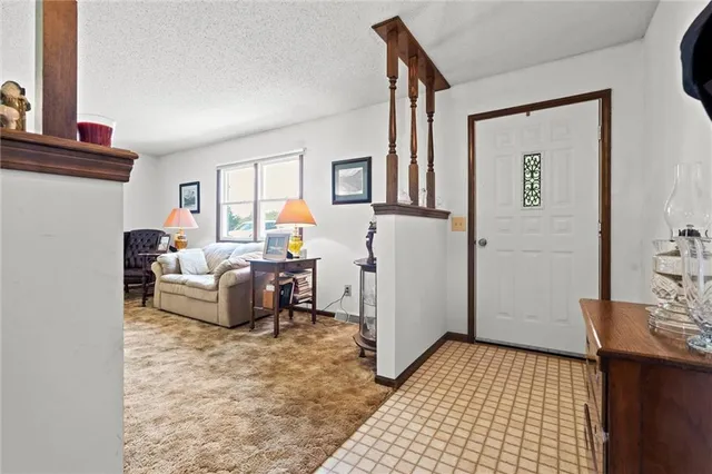 $450,000 | 17739 Eisenhower Road, Leavenworth, KS 66048