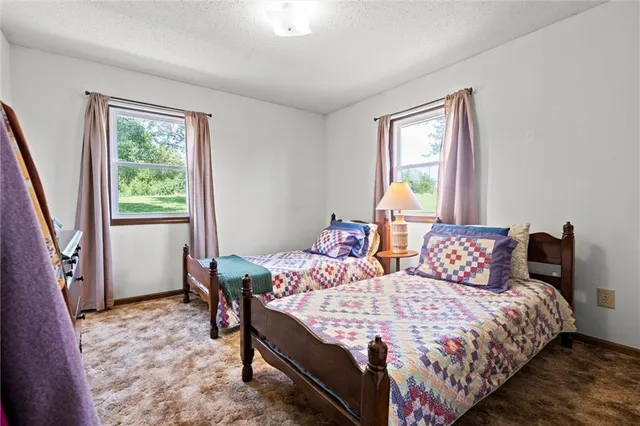 $450,000 | 17739 Eisenhower Road, Leavenworth, KS 66048