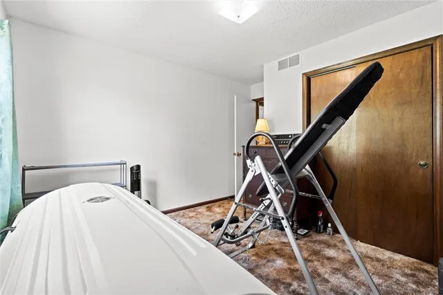 $450,000 | 17739 Eisenhower Road, Leavenworth, KS 66048