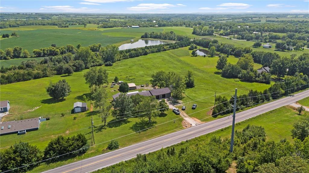 17739 Eisenhower Road Leavenworth, KS 66048 - Photo 6 of 46