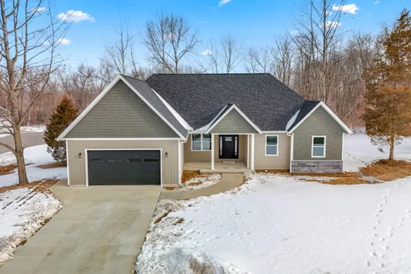 $518,000 | 64 Arapaho Trail, Coldwater, MI 49036
