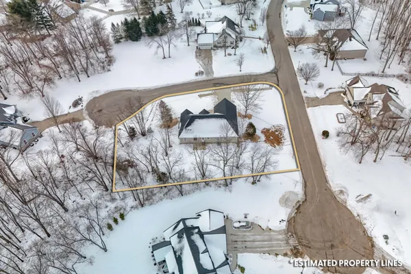 $518,000 | 64 Arapaho Trail, Coldwater, MI 49036
