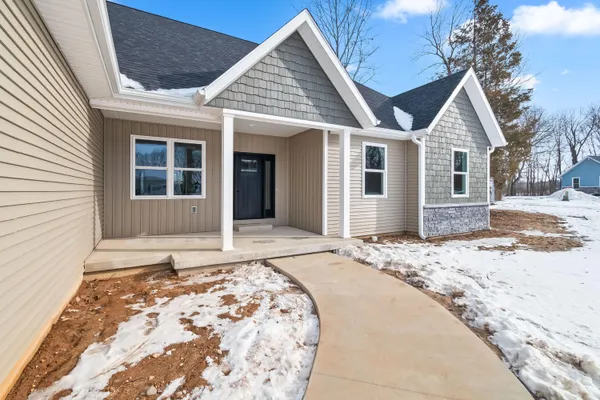 $518,000 | 64 Arapaho Trail, Coldwater, MI 49036