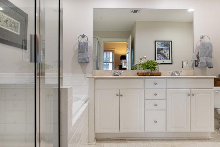 498 Albemarle Road, Unit 310 Charleston, SC 29407 - Photo 20 of 24 Bathroom