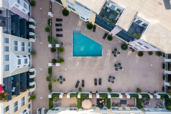 498 Albemarle Road, Unit 310 Charleston, SC 29407 - Photo 23 of 24 Pool