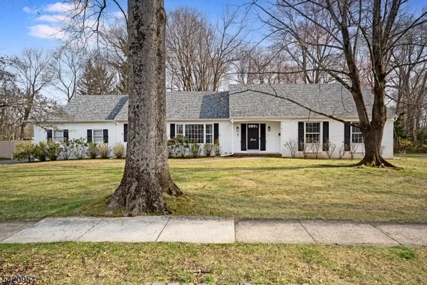 $8,000 | 7 Village Road, Florham Park, NJ 07932