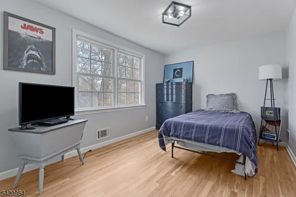 $8,000 | 7 Village Road, Florham Park, NJ 07932