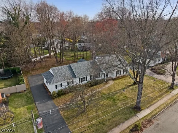 $8,000 | 7 Village Road, Florham Park, NJ 07932