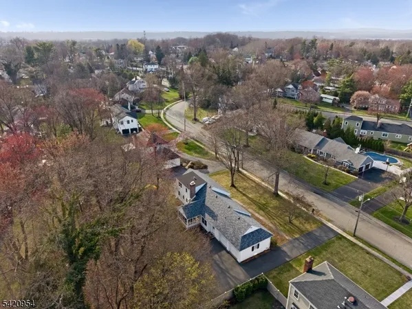 $8,000 | 7 Village Road, Florham Park, NJ 07932