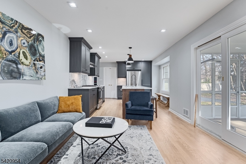 7 Village Road Florham Park, NJ 07932 - Photo 7 of 30