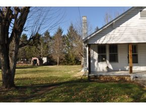 126 Fanning Avenue Erwin, TN 37650 - Photo 3 of 4 Photo 3