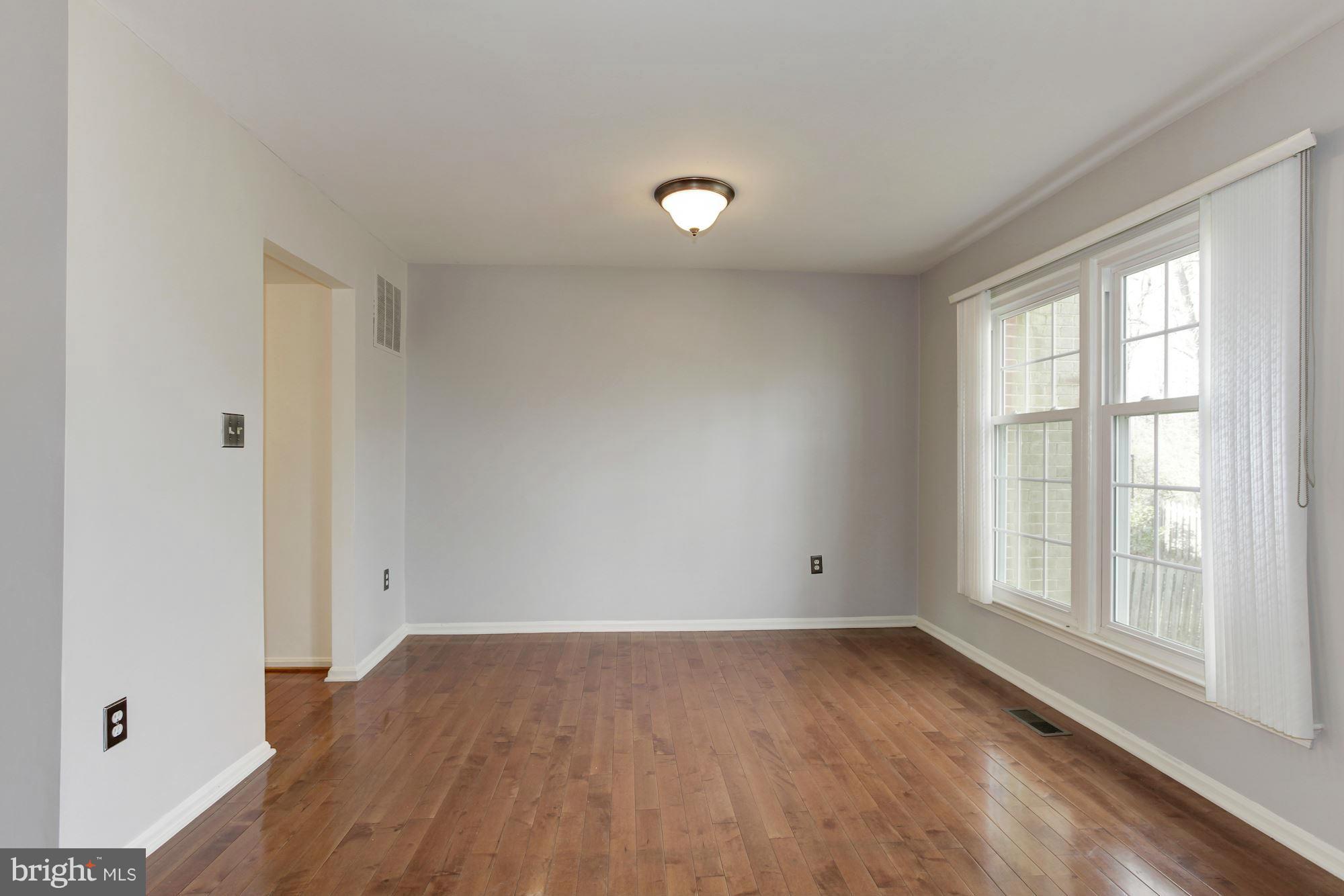 7328 Greentree Road Bethesda, MD 20817 - Photo 6 of 30 Dining Room
