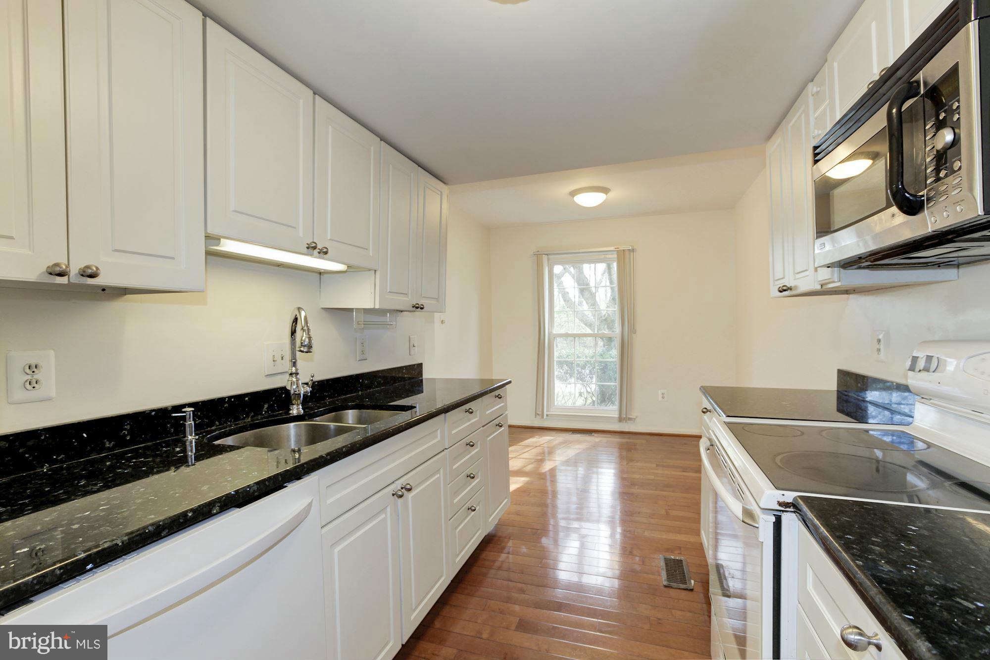 7328 Greentree Road Bethesda, MD 20817 - Photo 9 of 30 Kitchen
